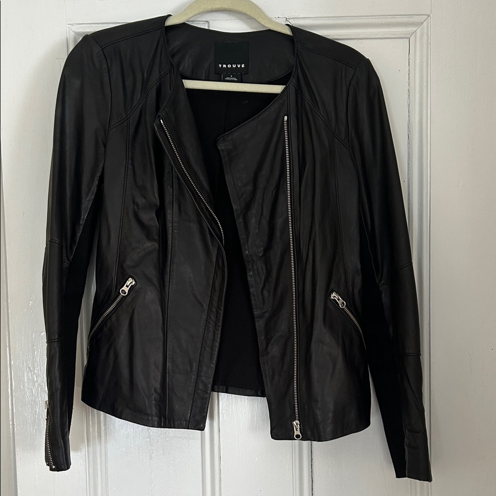 Trouve Collarless Women's Black Leather Jacket